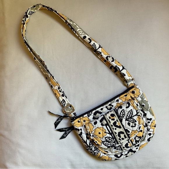 Vera Bradley Handbags - Vera Bradley Lizzy Crossbody Purse Handbag Go Wild